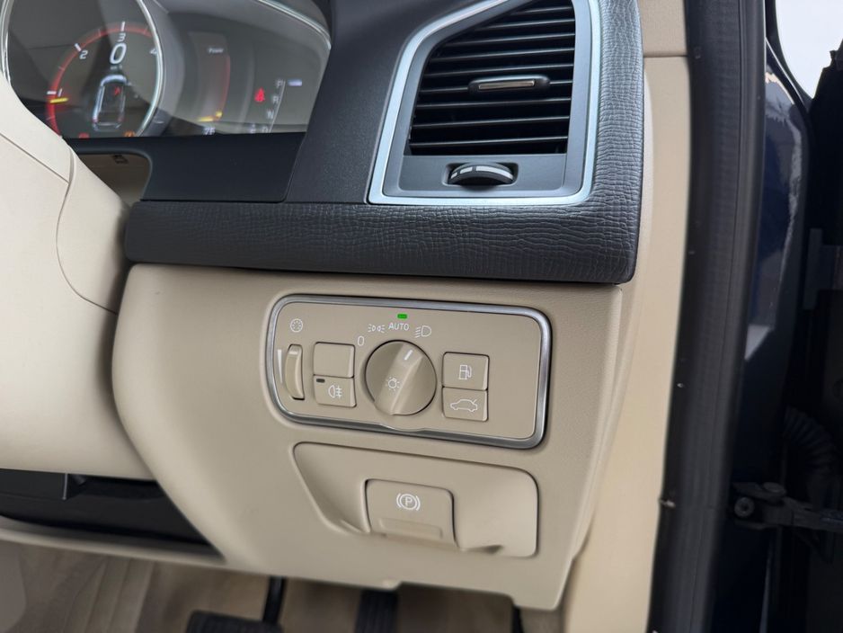 2017 Volvo XC60