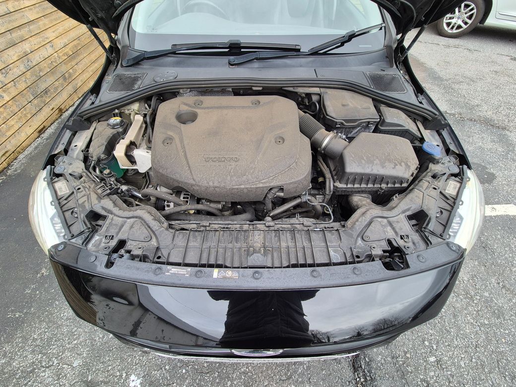 2017 Volvo V60 Cross Country