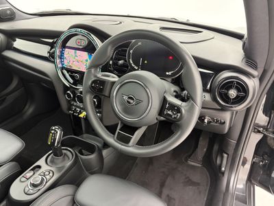 2023 Mini Hatch