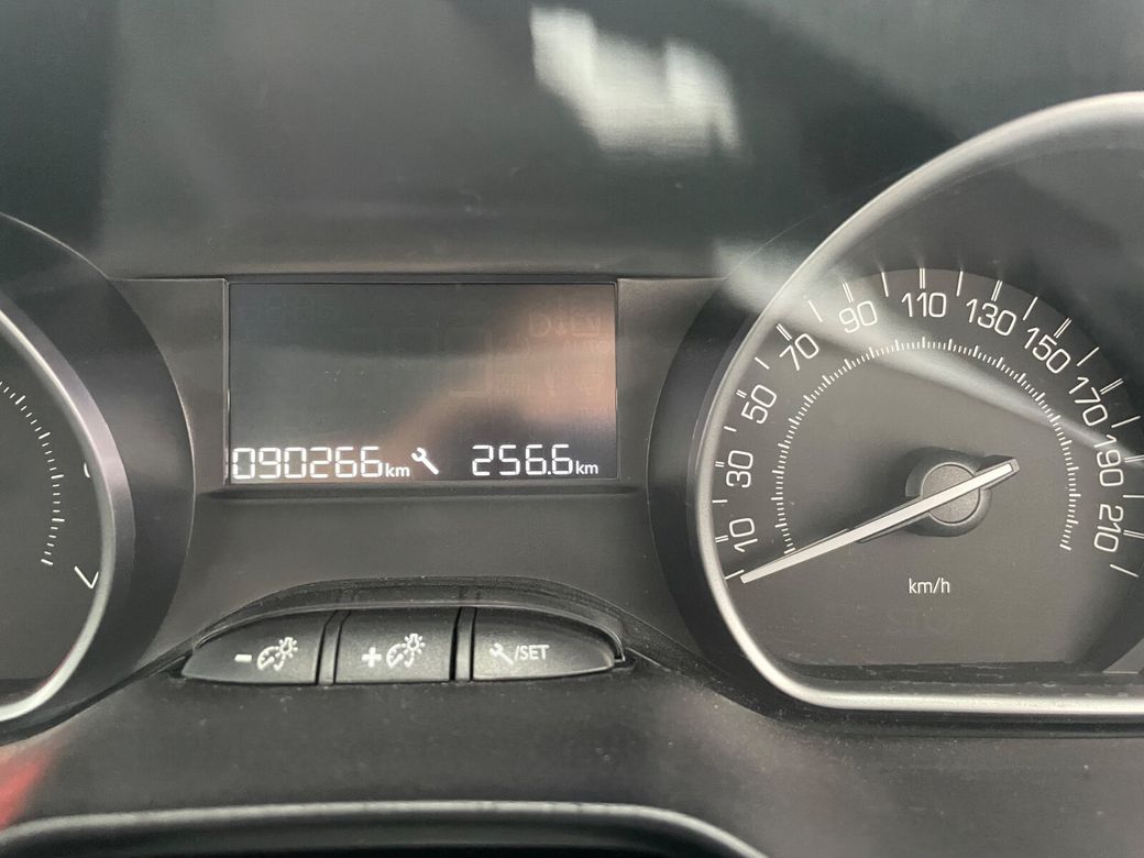 2016 Peugeot 208