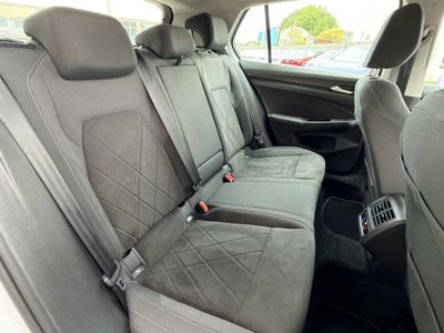 2023 Volkswagen Golf