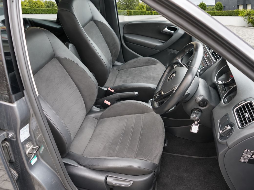 2017 Volkswagen Polo