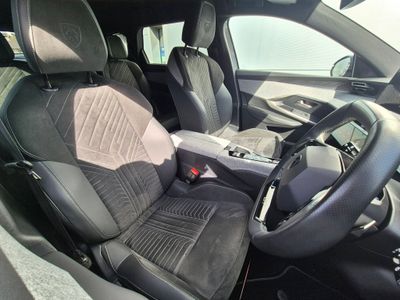 2025 Peugeot 5008