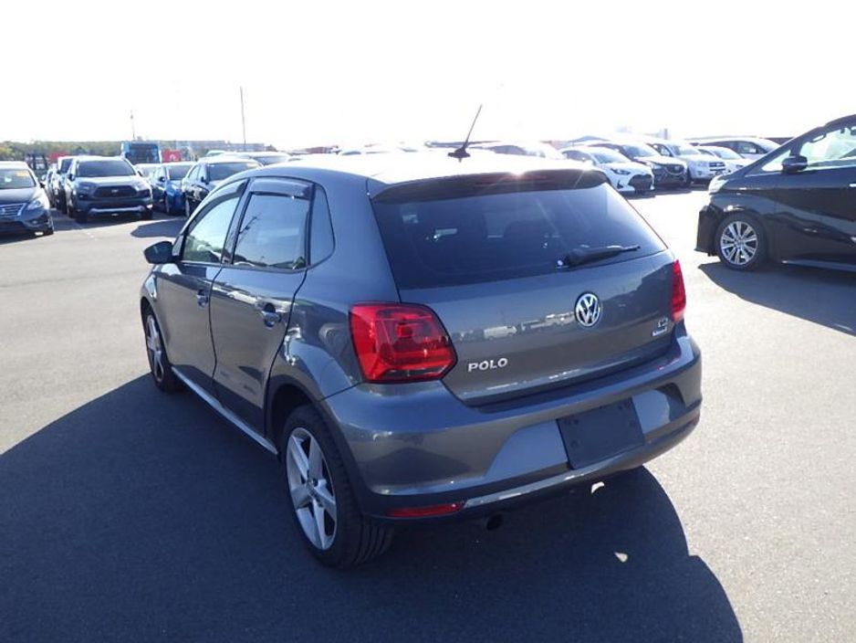2017 Volkswagen Polo