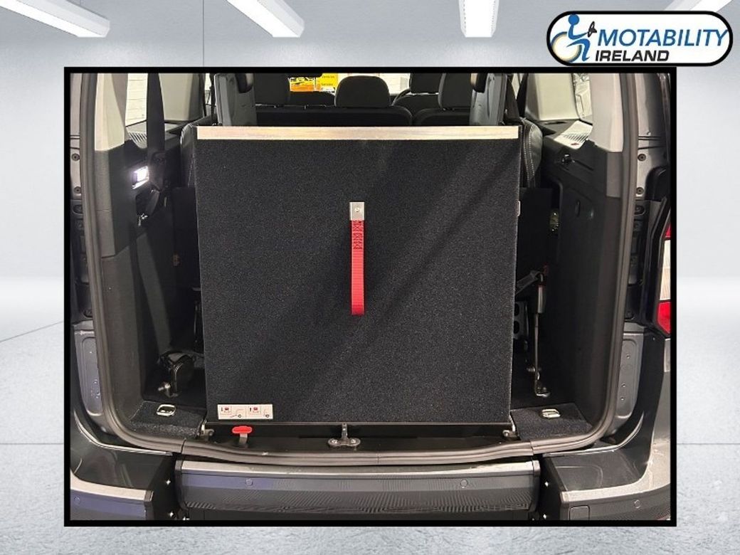 2025 Ford Tourneo Connect