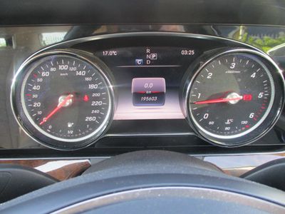 2017 Mercedes-Benz E 200