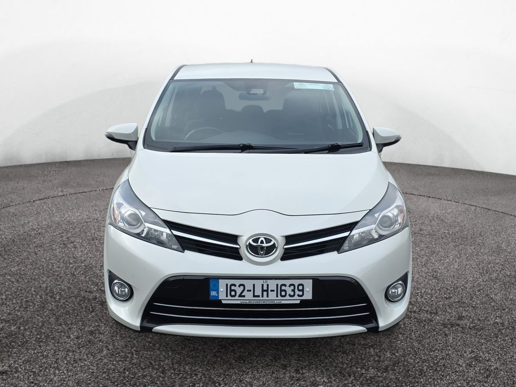 2016 Toyota Verso