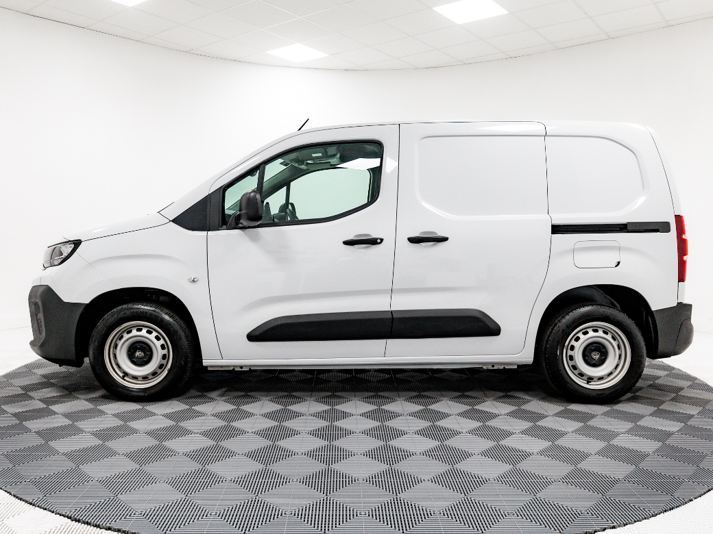 2024 Peugeot Partner
