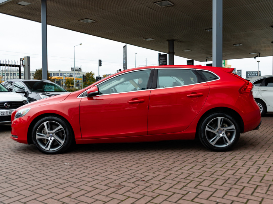 2015 Volvo V40