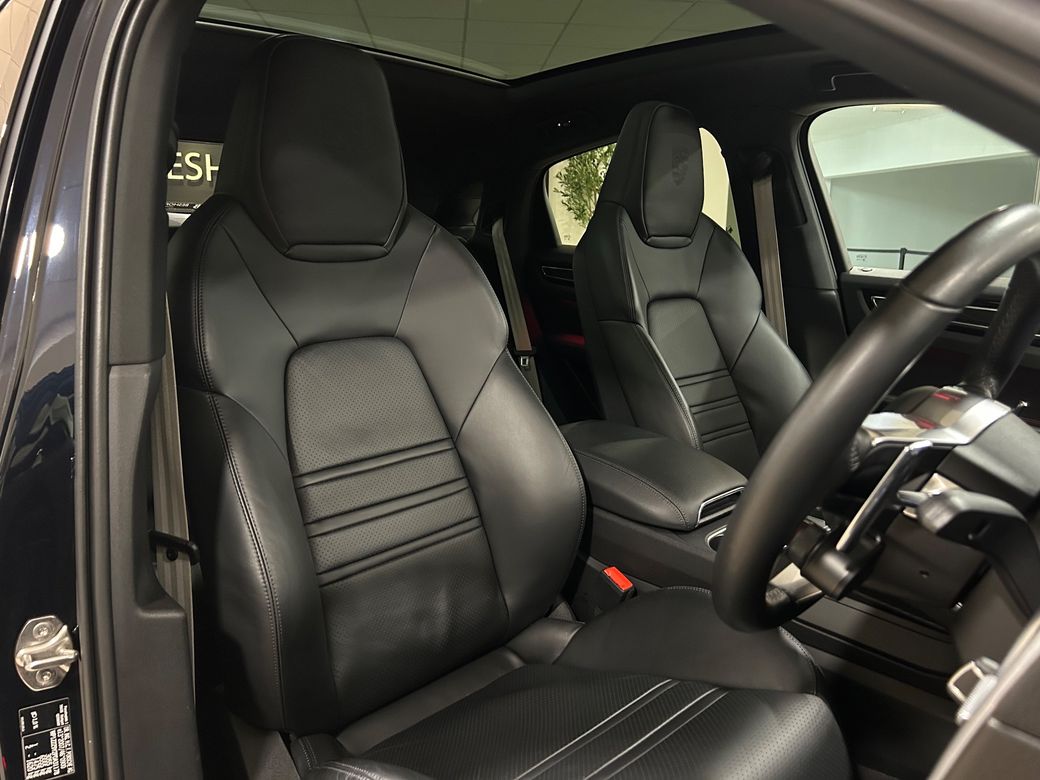 2023 Porsche Cayenne