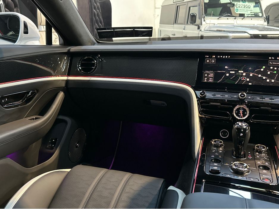 2025 Bentley Flying Spur