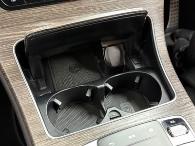2023 Mercedes-Benz GLC Class