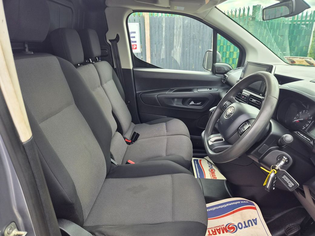 2021 Toyota Proace