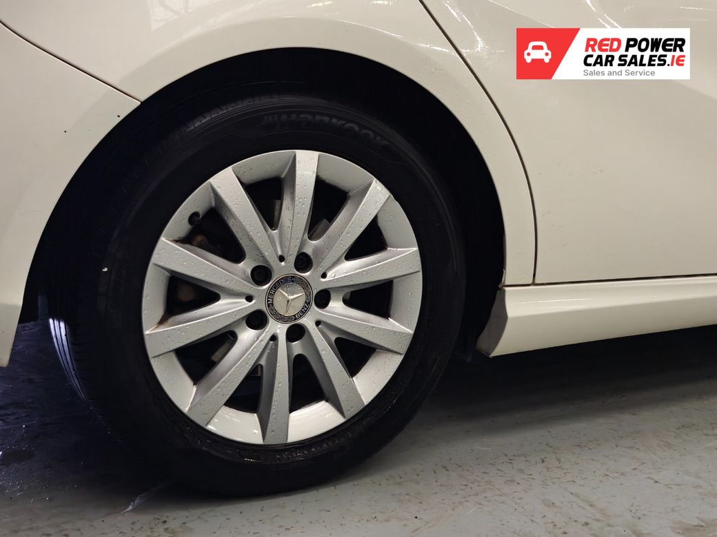 2016 Mercedes-Benz A 180