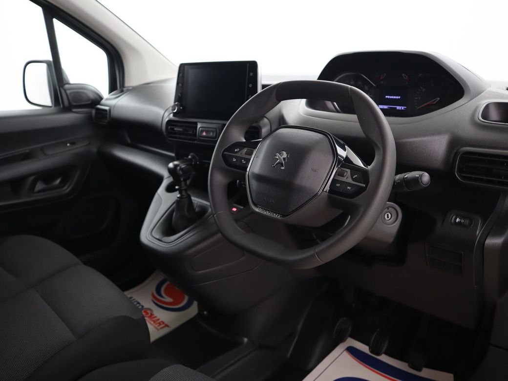 2022 Peugeot Partner