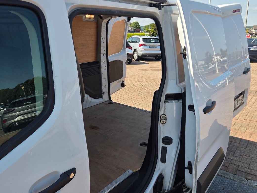 2023 Toyota Proace