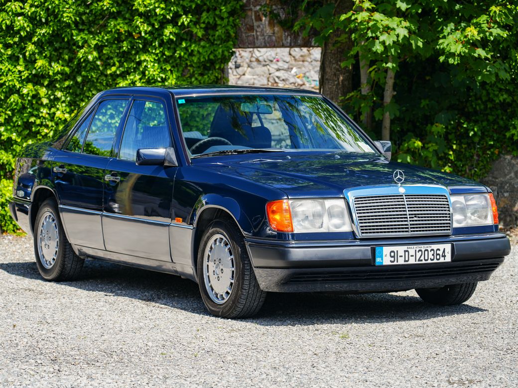 1991 Mercedes-Benz E 300