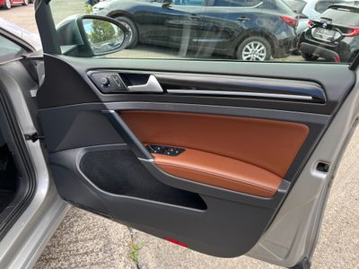 2017 Volkswagen Golf