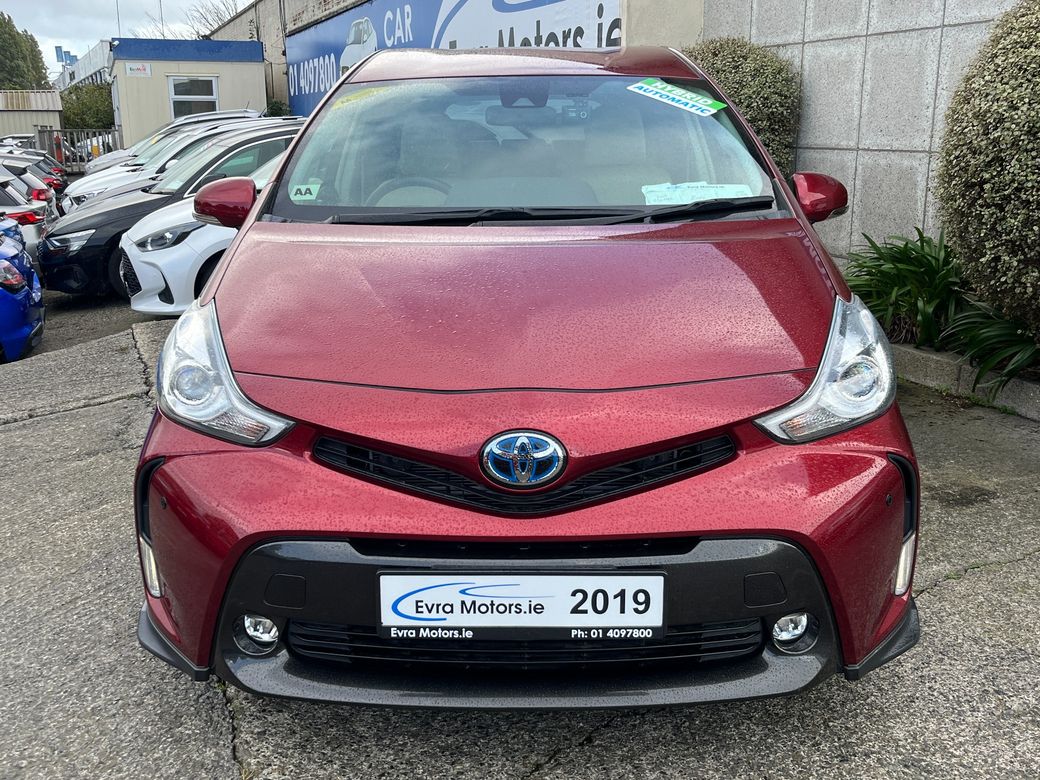 2019 Toyota Prius Alpha