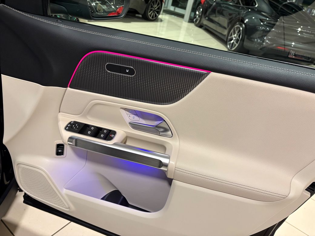 2022 Mercedes-Benz EQB