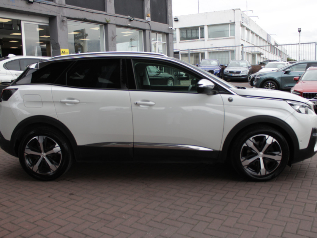 2021 Peugeot 3008