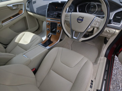 2017 Volvo XC60