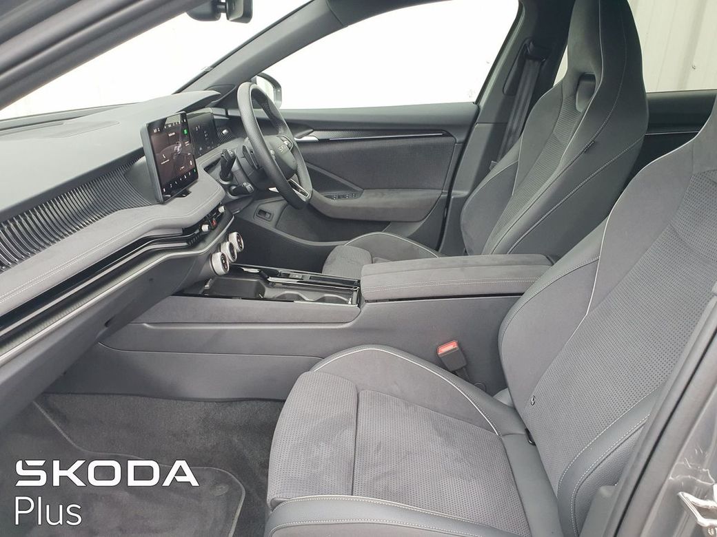 2025 Skoda Superb