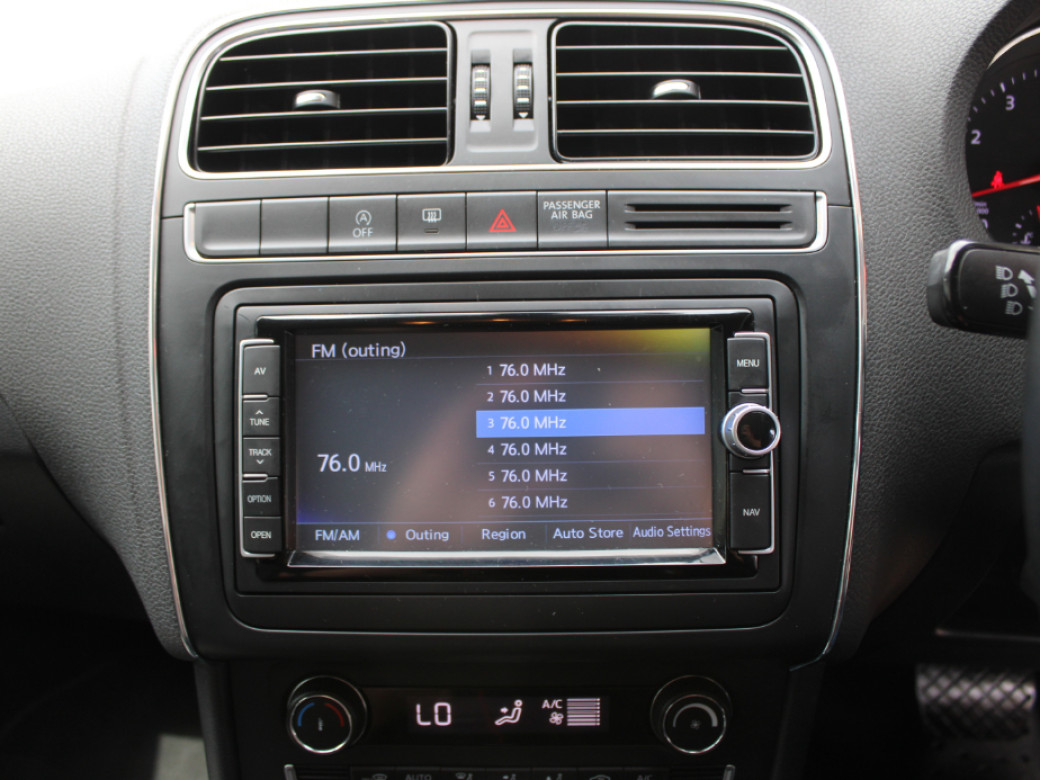 2017 Volkswagen Polo