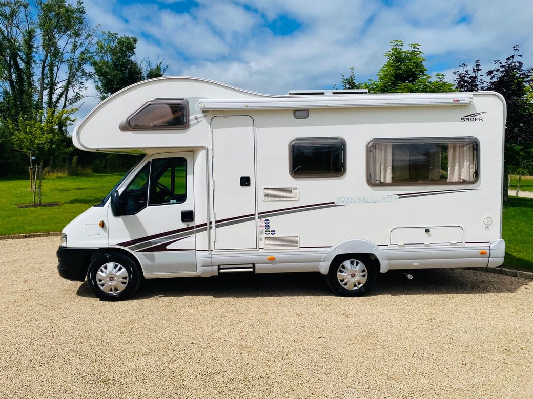 2006 SWIFT  SUNDANCE 590PR 