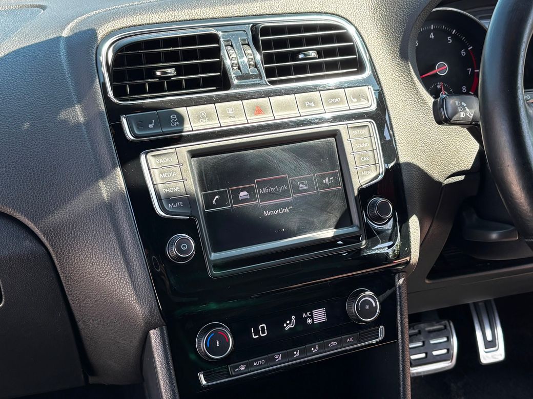2015 Volkswagen Polo