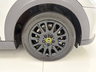 2023 Mini Hatch