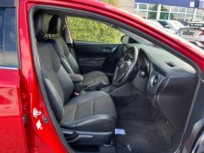 2016 Toyota Auris
