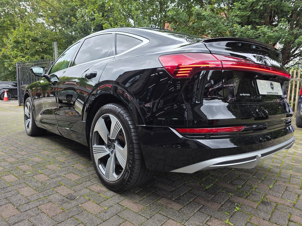 2022 Audi e-tron