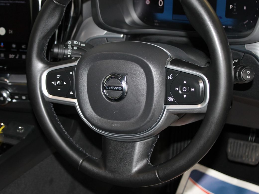 2022 Volvo XC60