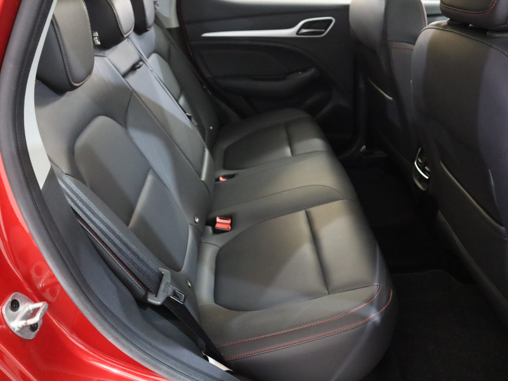 2022 MG ZS
