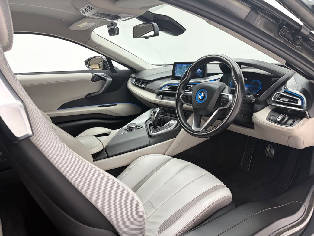 2016 BMW i8