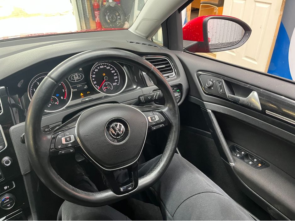 2016 Volkswagen Golf