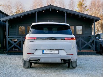 2024 Land Rover Range Rover Sport