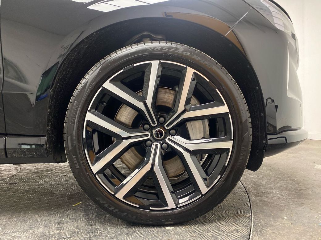 2027 Volvo EX90