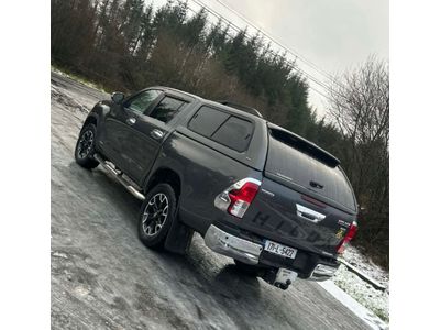 2017 Toyota Hilux