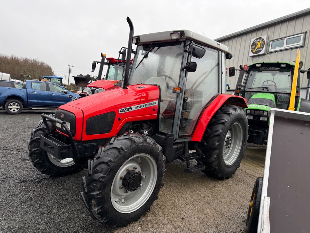 1998 Massey Ferguson 4245