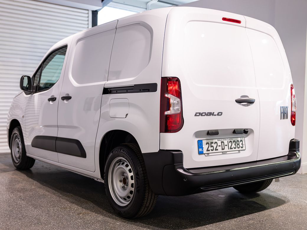 2025 Fiat Doblo