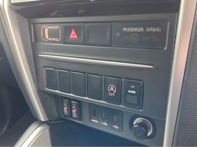 2020 Mitsubishi L200