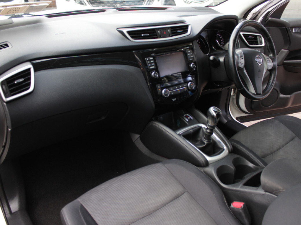 2016 Nissan Qashqai