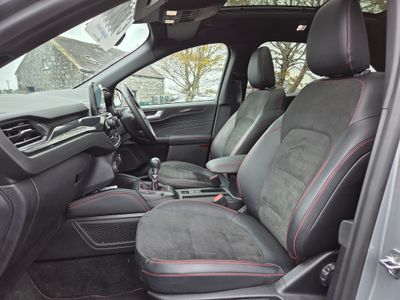 2022 Ford Kuga