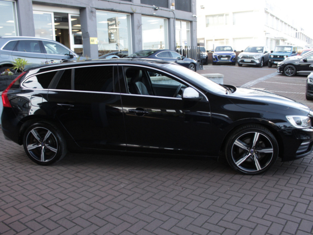 2017 Volvo V60