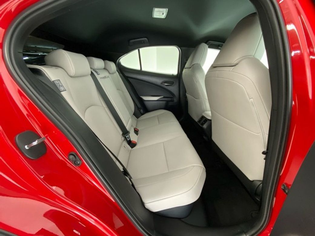 2022 Lexus UX 250H
