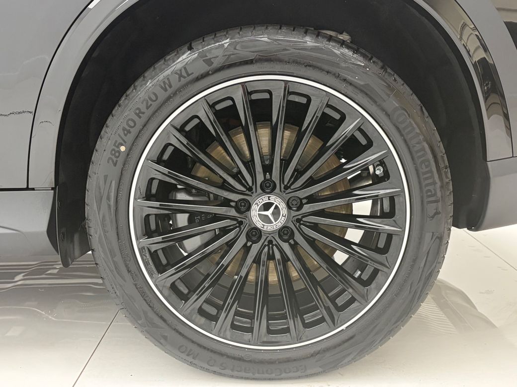 2025 Mercedes-Benz GLC Class