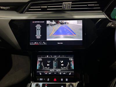 2022 Audi e-tron