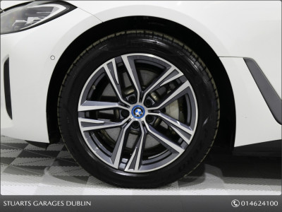 2022 BMW i4
